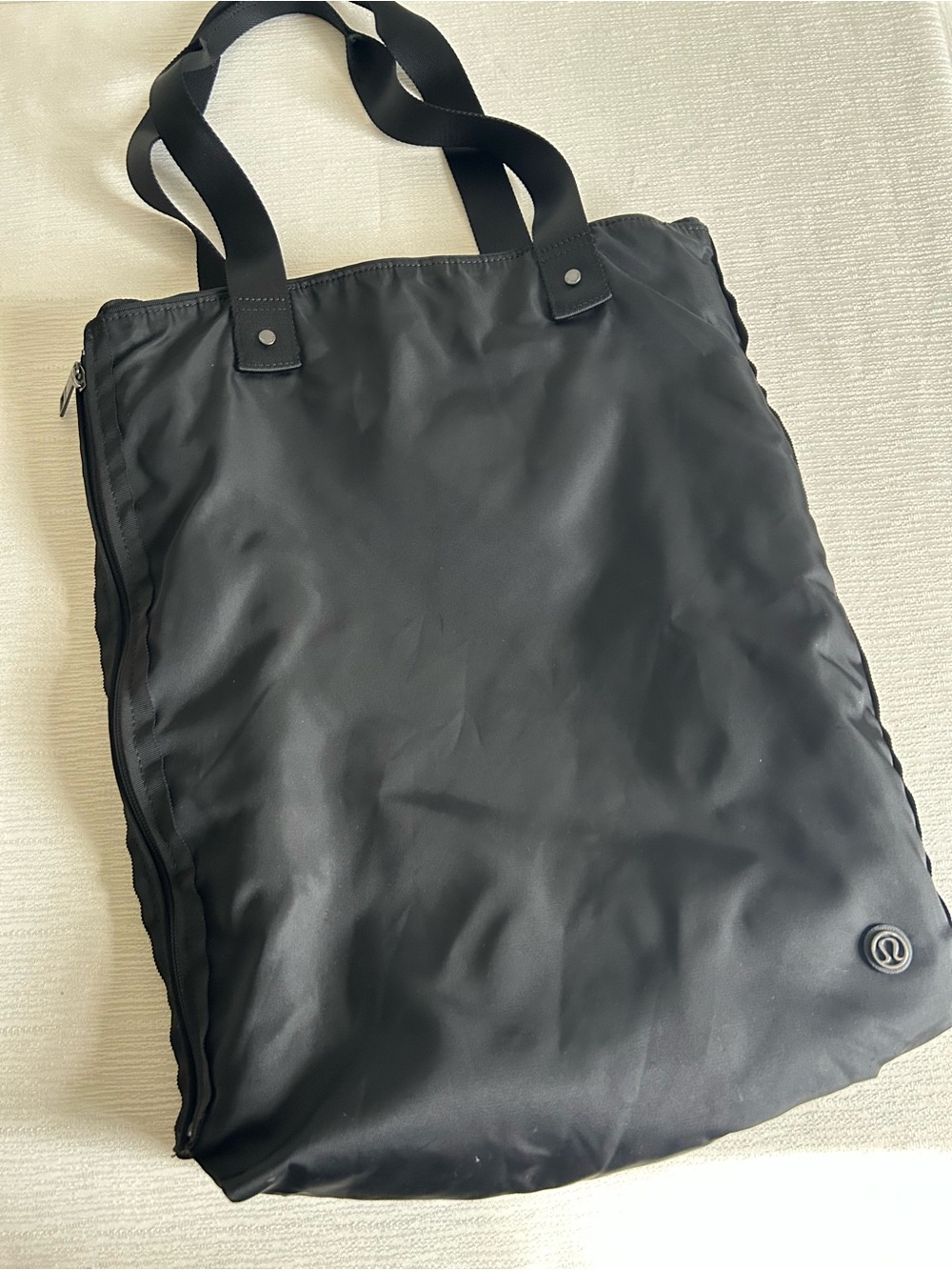 Lululemon "Think Happy" Tote Bag Oversized nylon gym and yoga carryall
